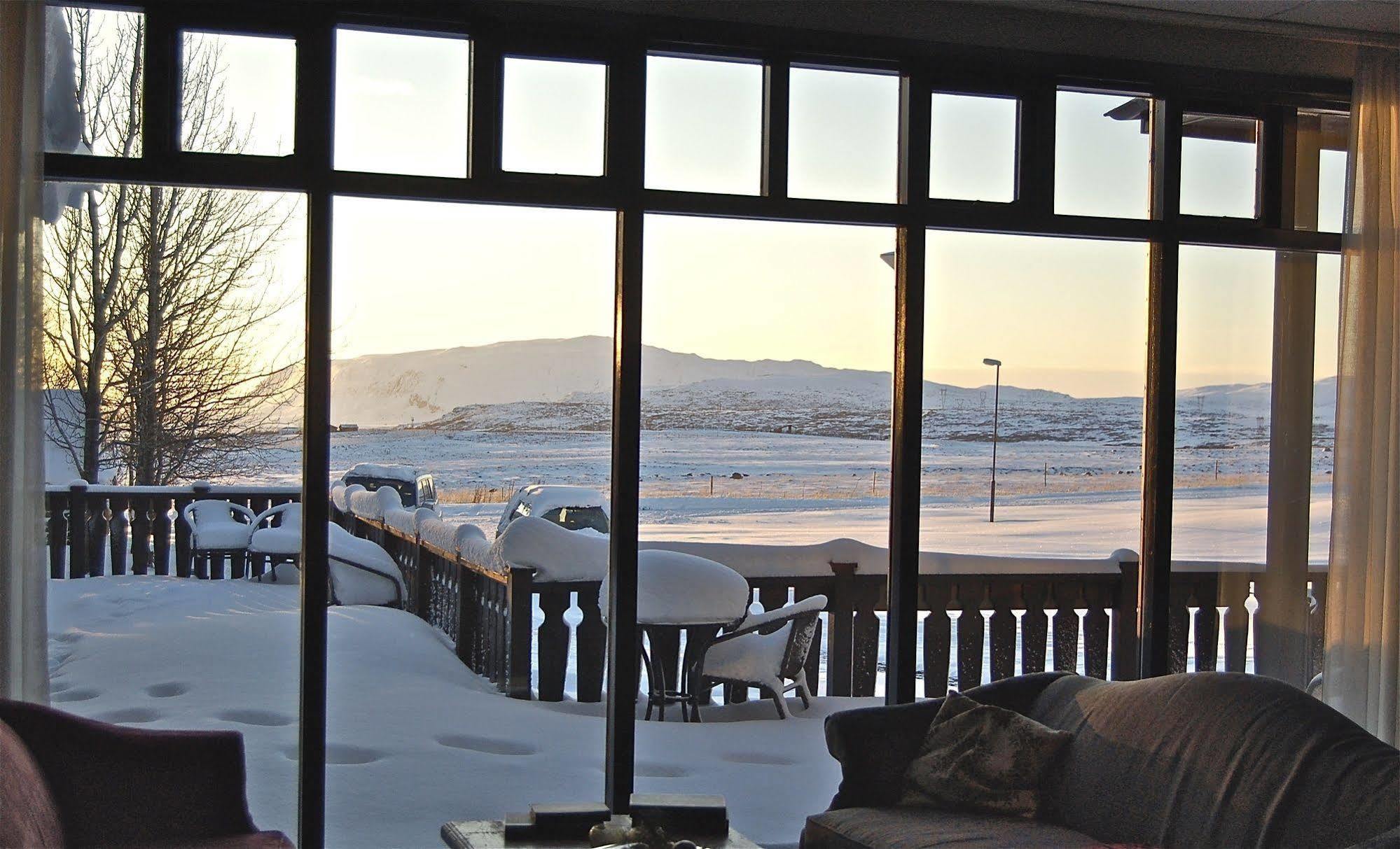 Borealis Hotel Ulfljotsvatn Екстер'єр фото